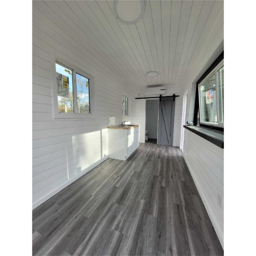 Contenedor 20 pies sobre ruedas — tiny house